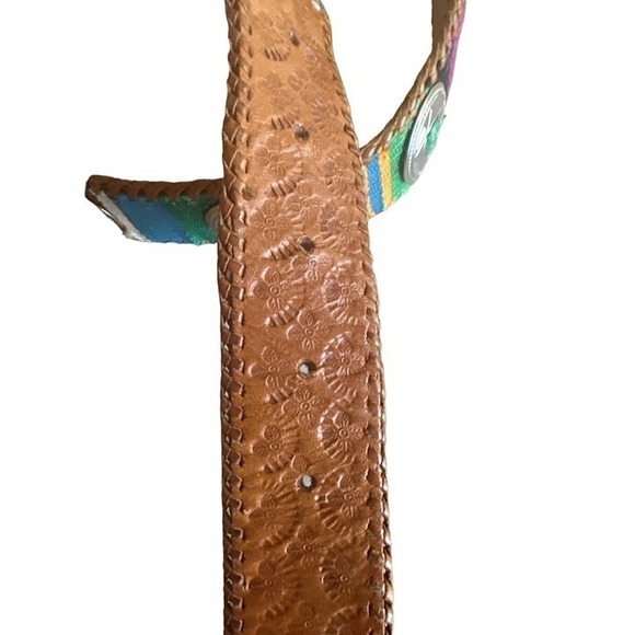 Multi Color Leather Belt Guatemala Metal Detail Size Medium - Picture 6 of 6